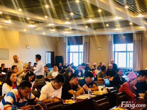 天庆苹果小镇专场推介会隆重举行